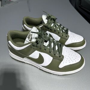 Nike Low-Top Sneakers in White and Olive